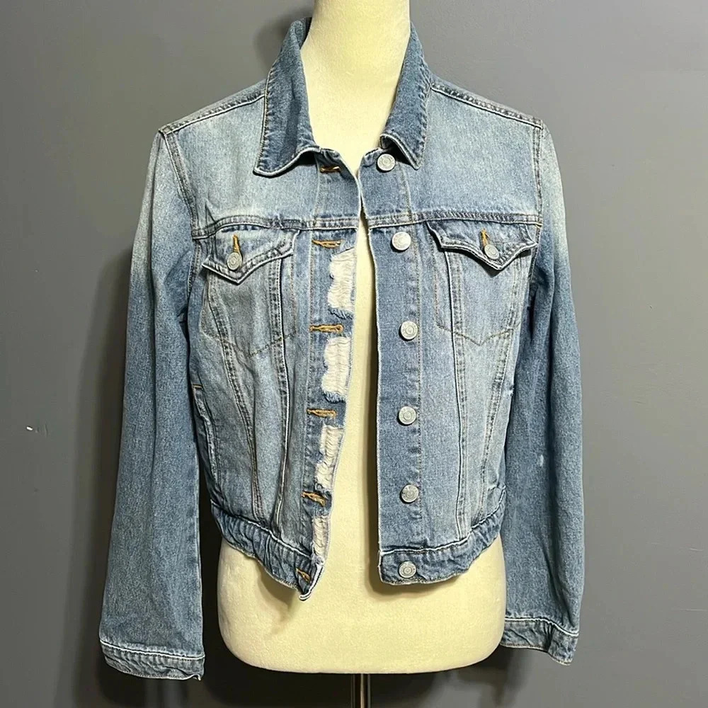Vigoss jean jacket size small distressed  - Picture 1 of 9